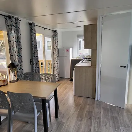 Campingplads Mobil-home Cosy Climatise 5 Pers - Terrasse Couverte - Des Casernes A 800m Seignosse