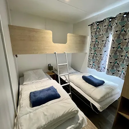Campingplads Mobil-home Cosy Climatise 5 Pers - Terrasse Couverte - Des Casernes A 800m *