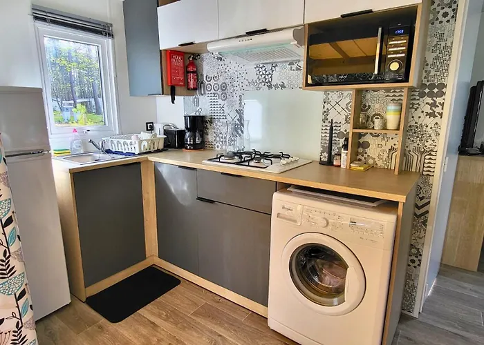 Κάμπινγκ Mobil-home Cosy Climatise 5 Pers - Terrasse Couverte - Des Casernes A 800m *